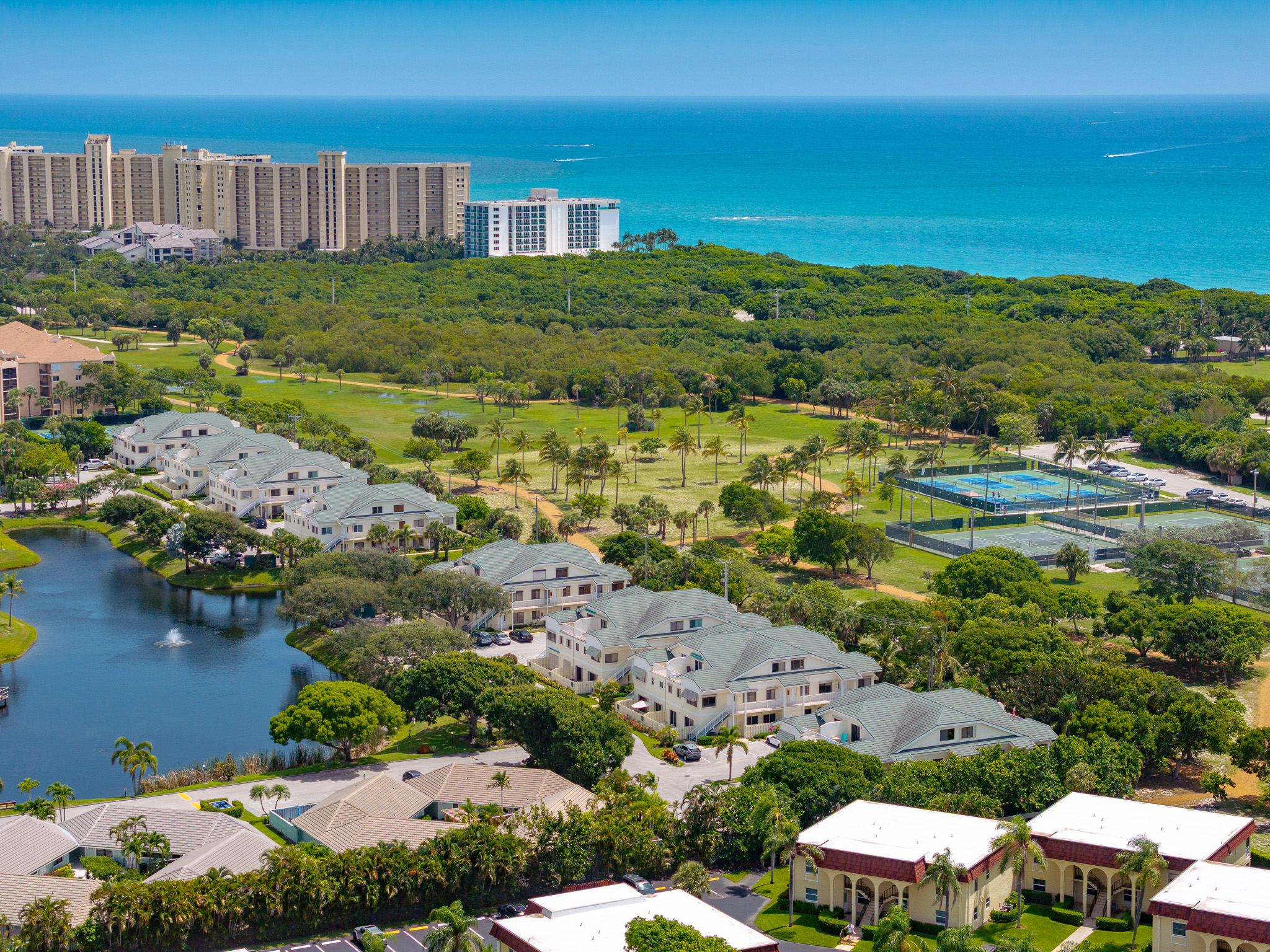 JupRent’s Posh Paradise - Jupiter