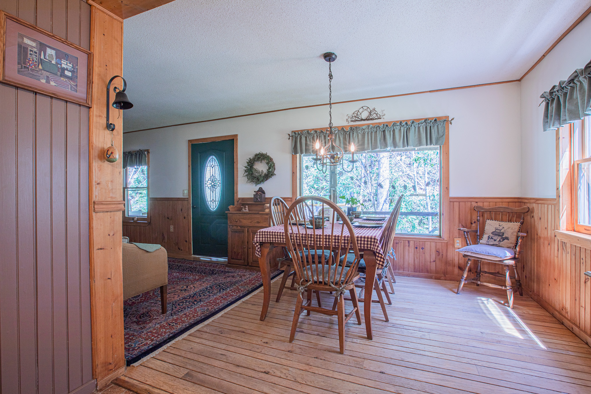 Buffalo Creek Log Cabin