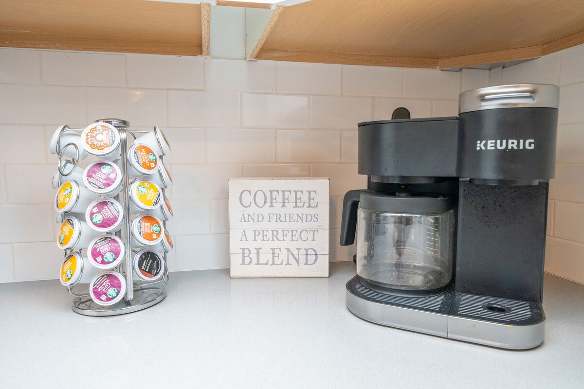 SLEEPES 12*BOAT PARKING*POOL* BEAUTIFUL! - Lake Havasu City