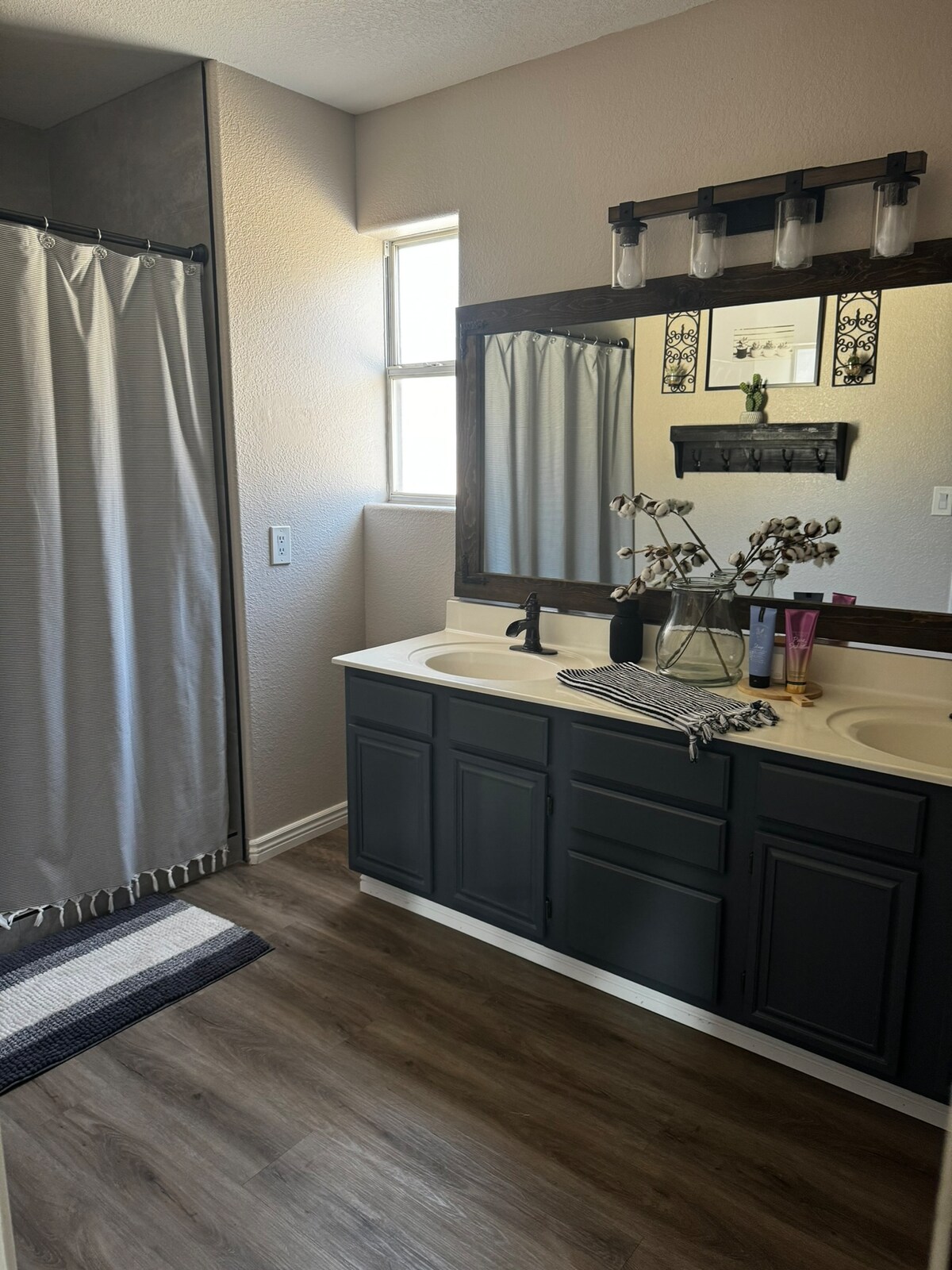 Quaint and perfect stay!3/2 pool & spa - Lake Havasu City