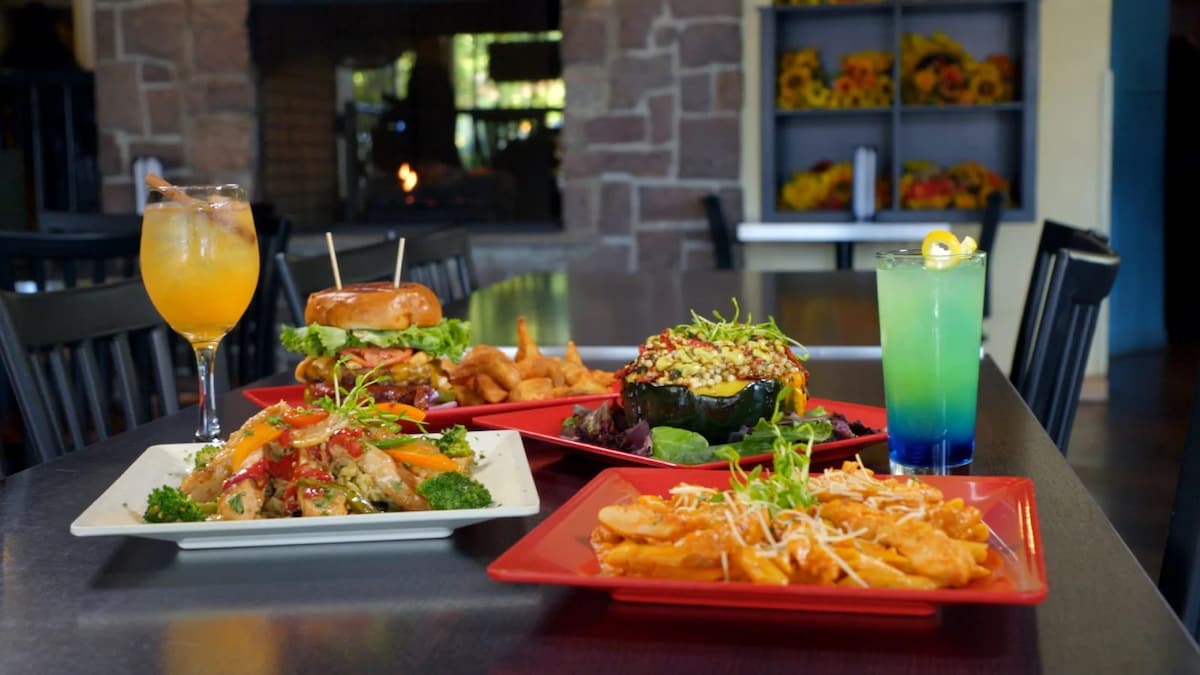 3 mins to Big Boulder Lake, FREE Beach Club passes - Lake Harmony