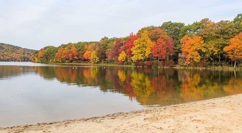 3 mins to Big Boulder Lake, FREE Beach Club passes - Lake Harmony