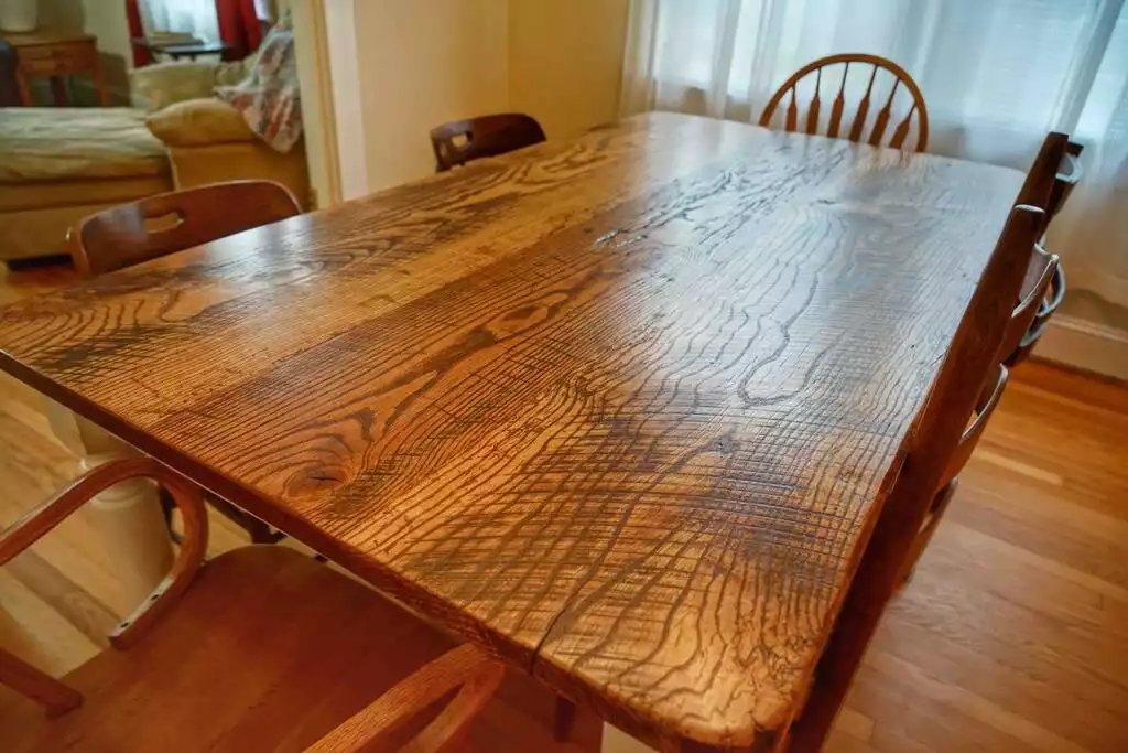 Farmhouse table custom built here with reclaimed boards. - Farmhouse at Morris Orchard  25 min to LU - Monroe