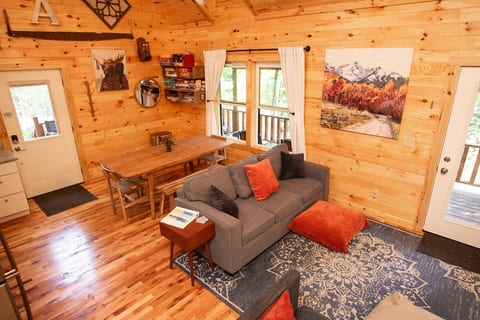 The Lucky Lodge- Private Red River Gorge Retreat