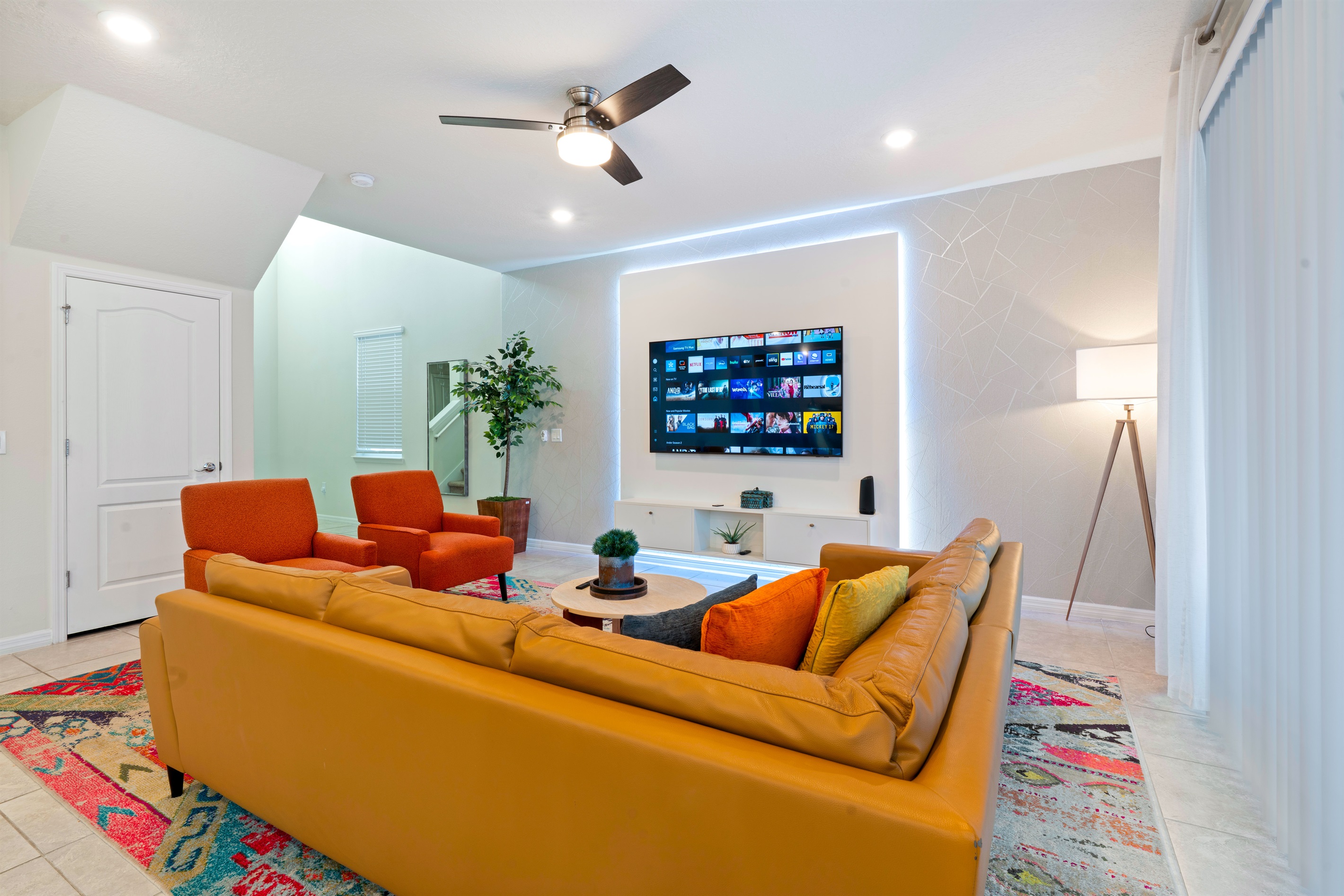 Breez Villa at Solterra Resort