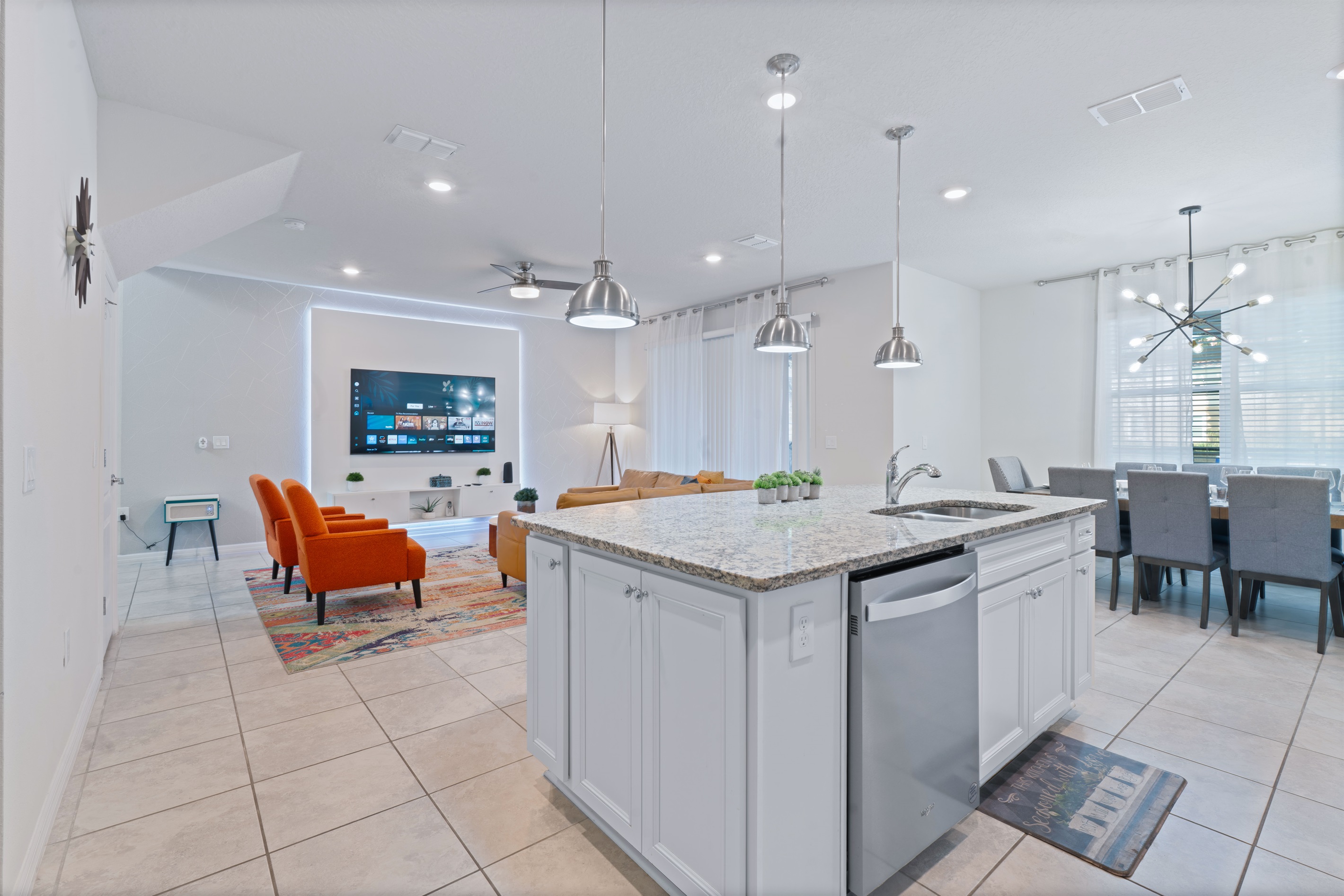 Breez Villa at Solterra Resort