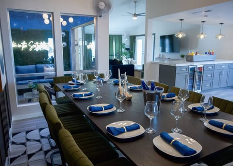 Designed for Groups - Come Stay and Play!