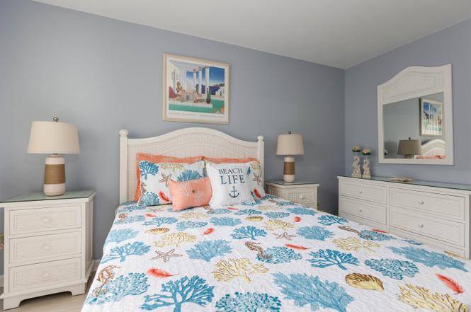 Spacious 2 Bed, 2 Bath Condo right by the WW Beach