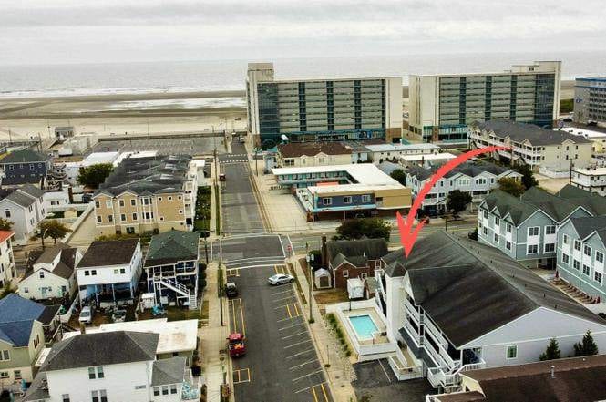 Spacious 2 Bed, 2 Bath Condo right by the WW Beach - Wildwood