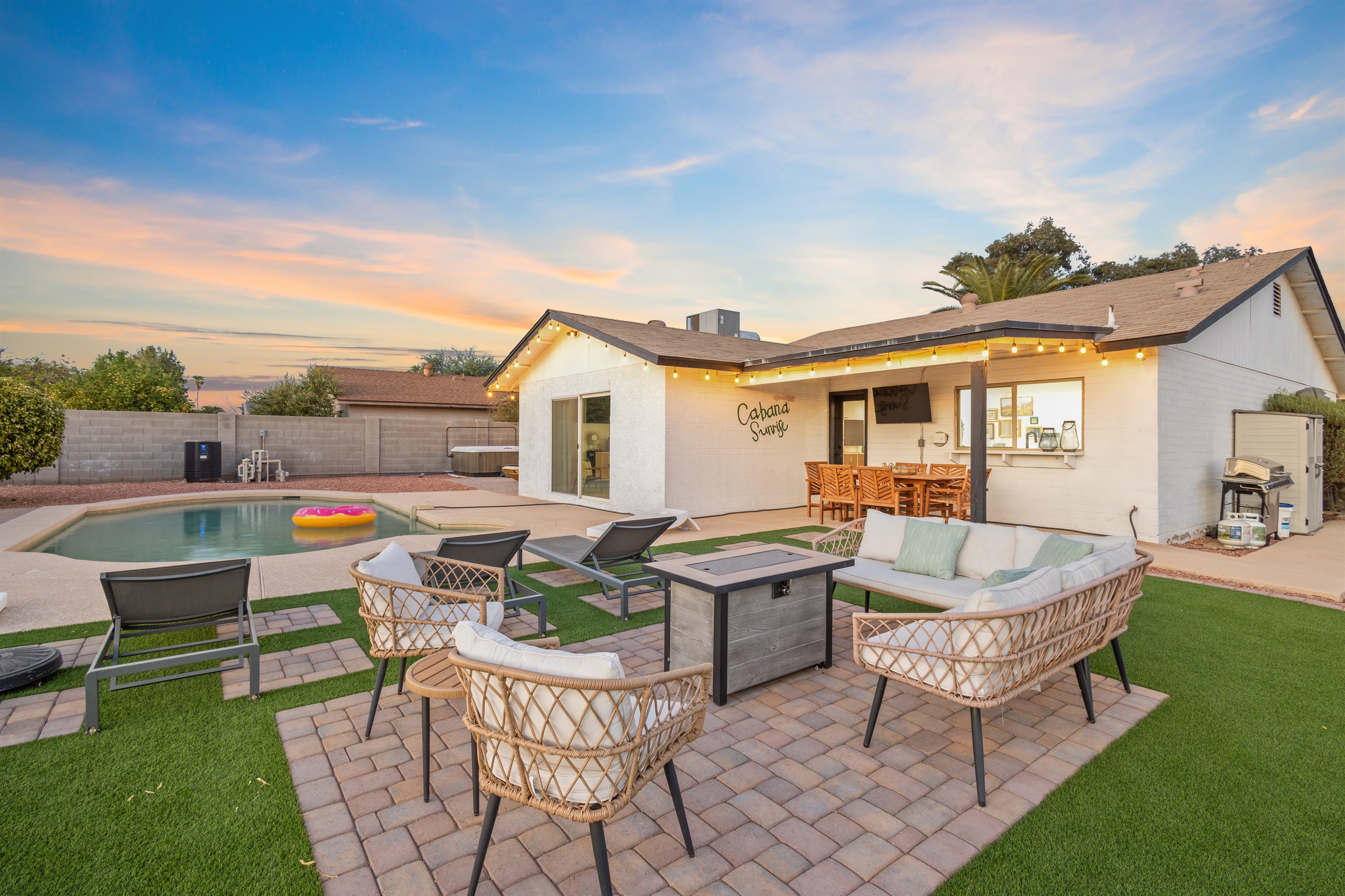 Heated Pool, Hot-tub, Fire-pit, Grill, Lounge Chairs, Outdoor Patio, TV, String Lights