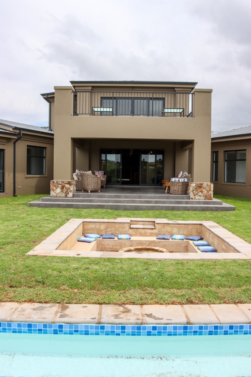 Stones Throw Manor - Krugersdorp