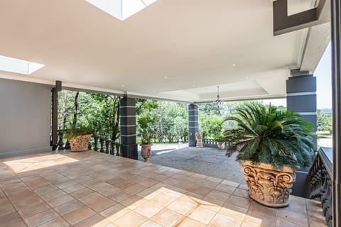 Grand Manor 7 Bed Room - Self Catering