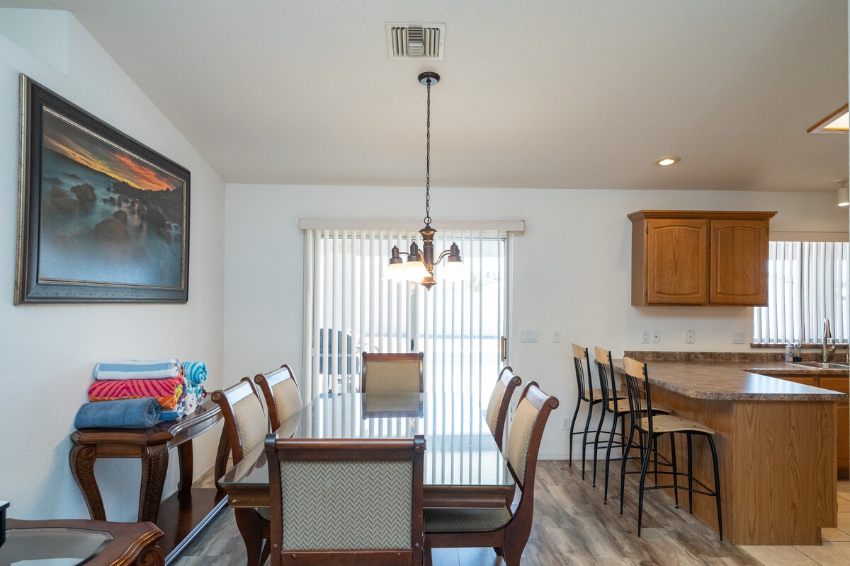 Entertainment Playground. POOL, GAMES AND GAMES! - Lake Havasu City