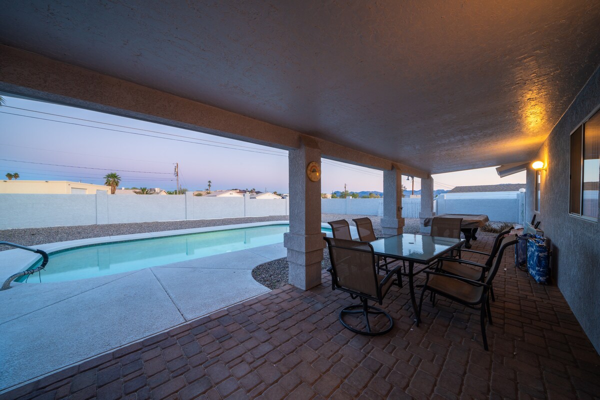 Entertainment Playground. POOL, GAMES AND GAMES! - Lake Havasu City