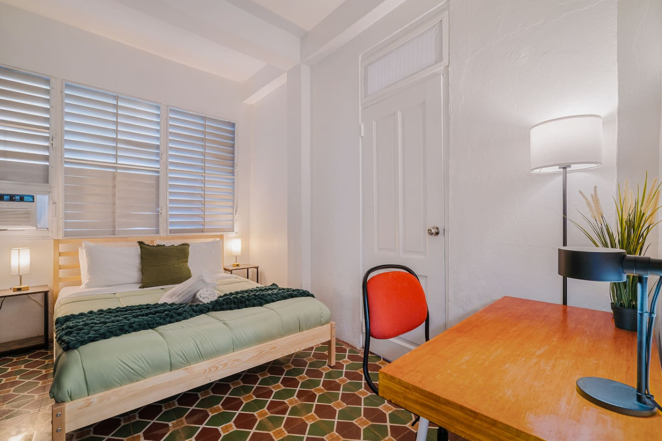 Tapia Mosaic Beachwalk - San Juan