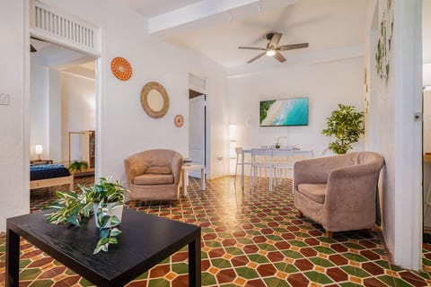 Tapia Mosaic Beachwalk - San Juan