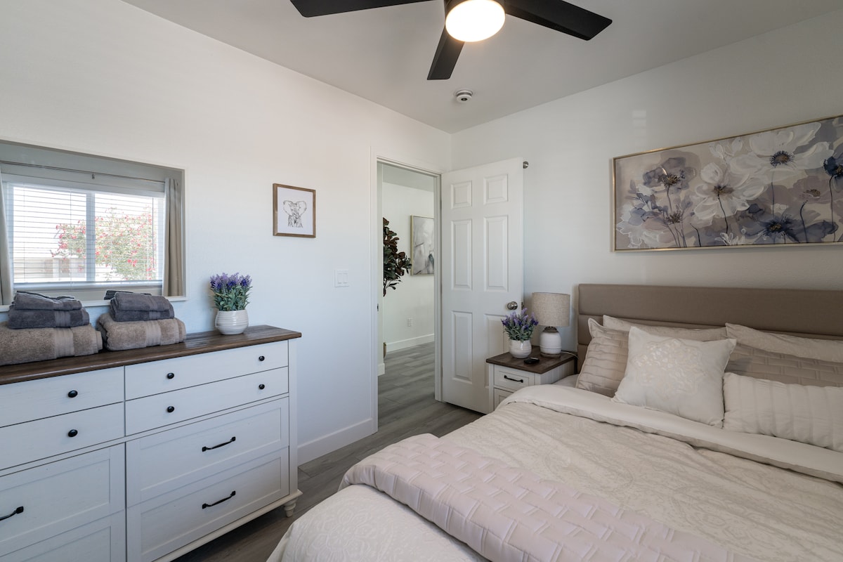 a-modern-home-away-from-home/