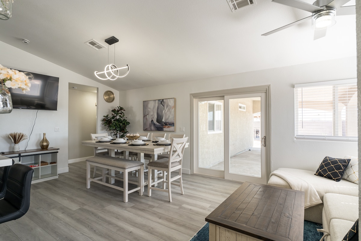 a-modern-home-away-from-home/