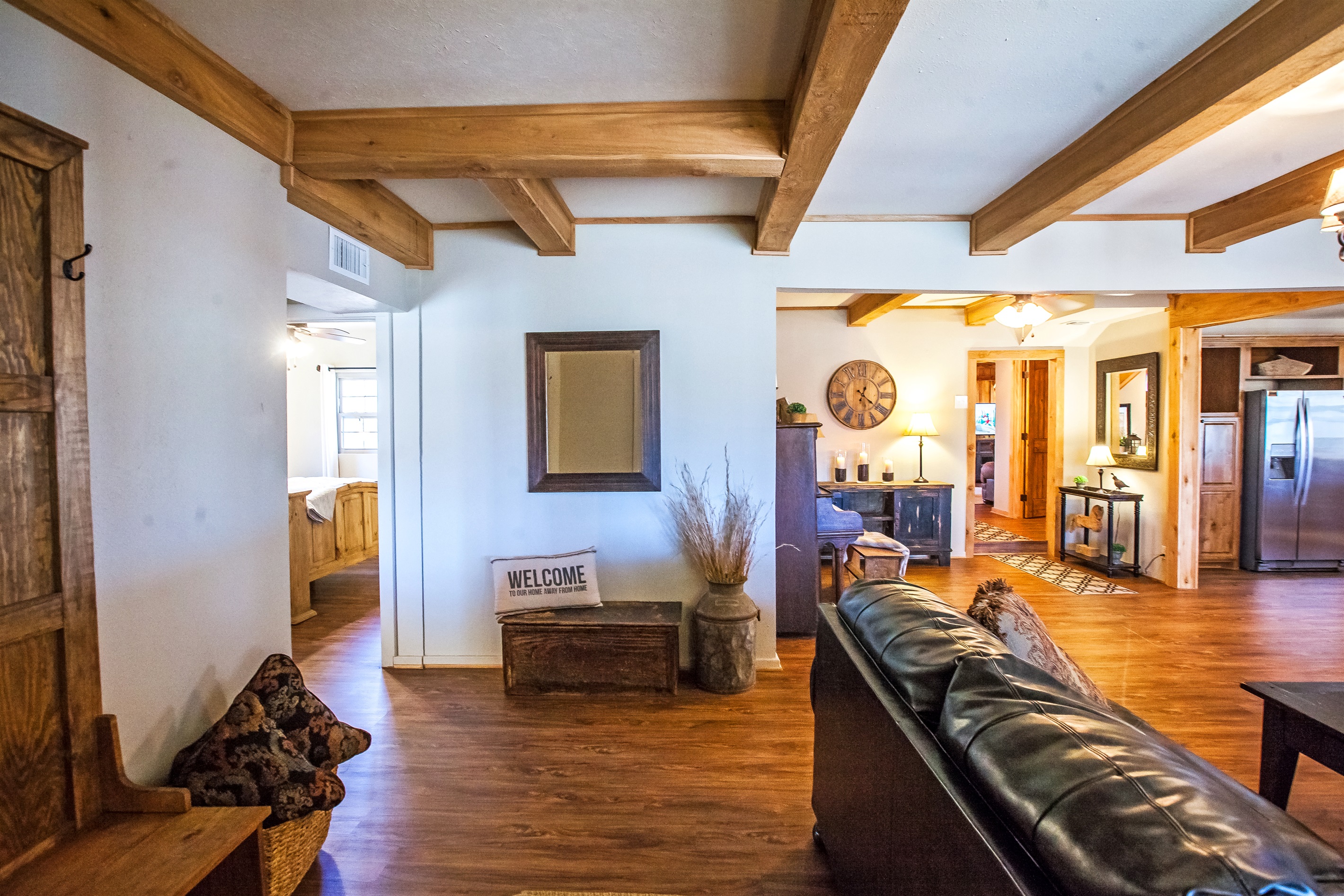 THE FARMHOUSE CABIN