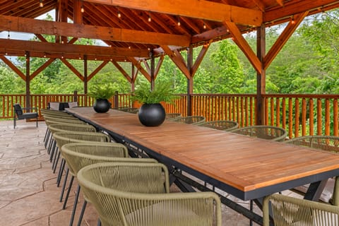 Twin Retreat