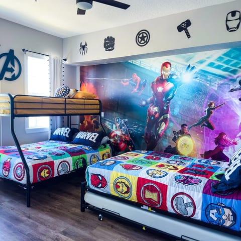 Themed Luxury Apartment With Pools/Jacuzzi