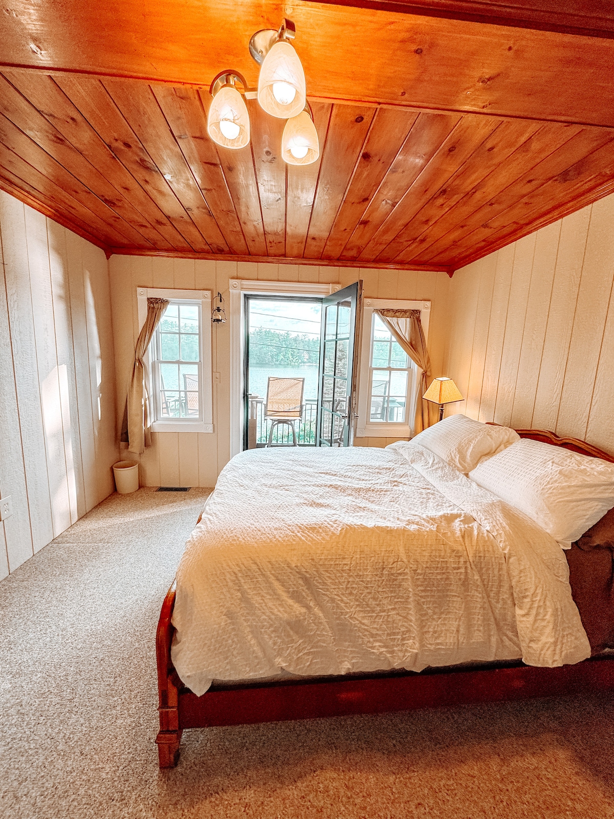 Waterfront Retreat w/ AC,Dock,Kayaks, Paddleboards