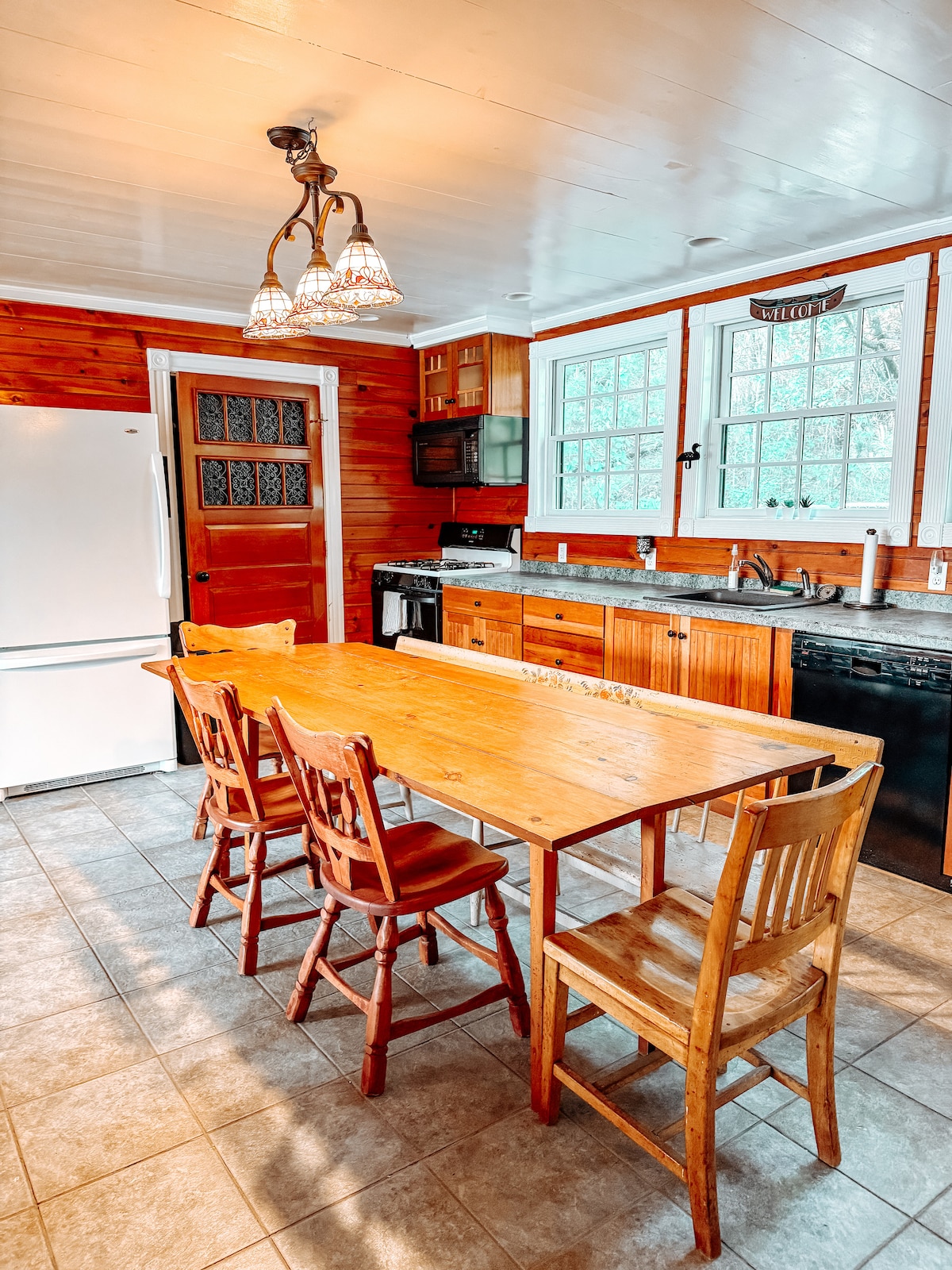 Waterfront Retreat w/ AC,Dock,Kayaks, Paddleboards