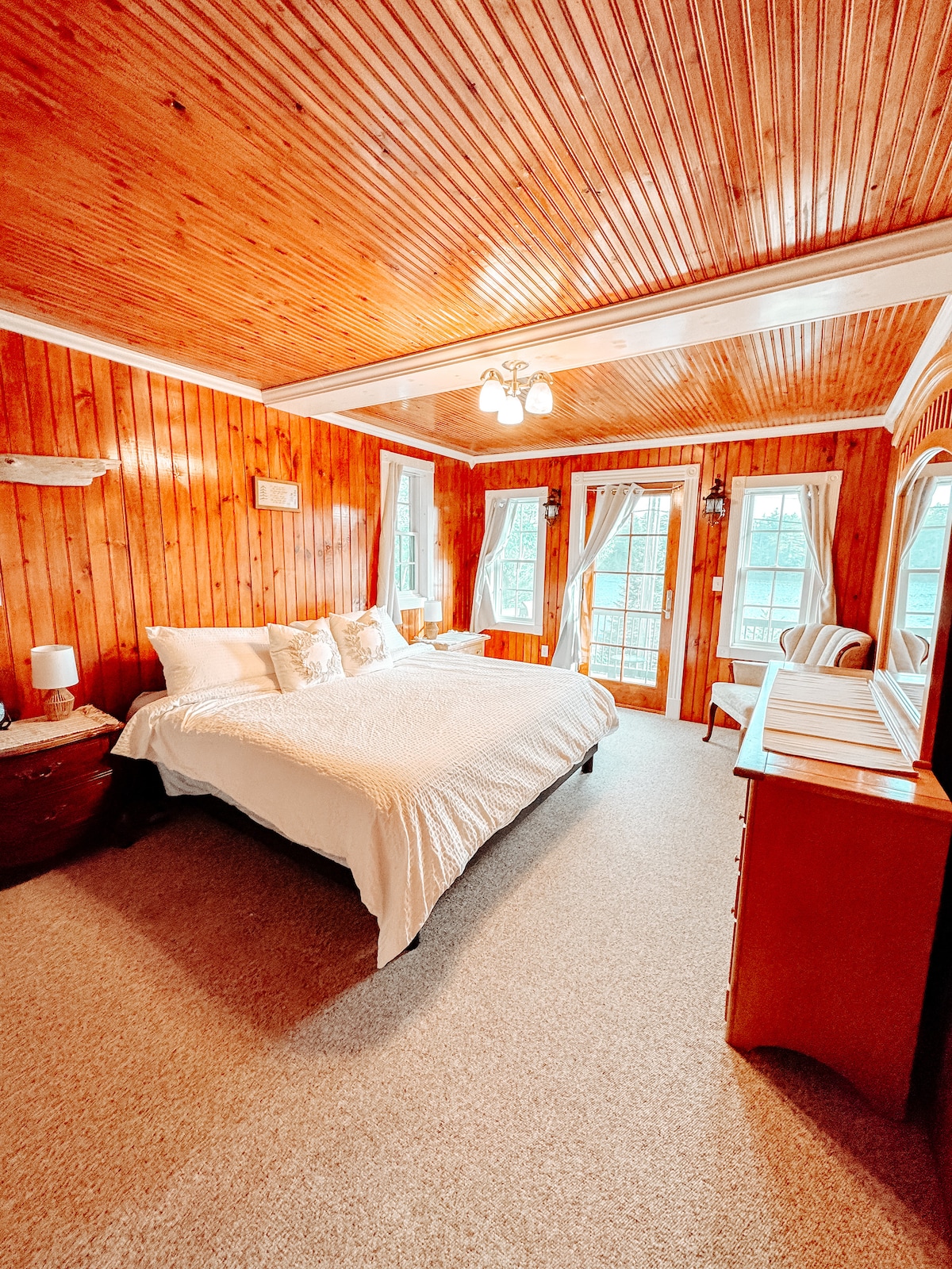 Waterfront Retreat w/ AC,Dock,Kayaks, Paddleboards