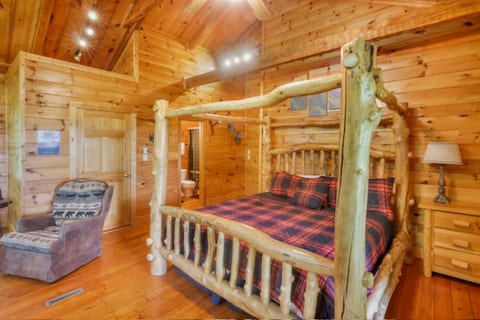 Enjoy the well appointed and spacious bedroom.