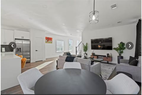 Stylish Urban Escape in the Heart of Dallas