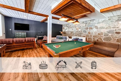 Inn Chalet: Lake with Beach, SPA & Pool table
