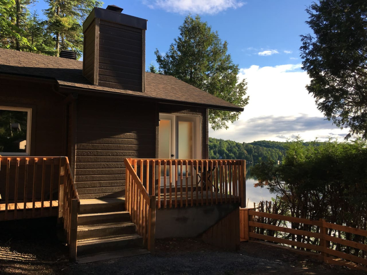 Vue du chalet en été