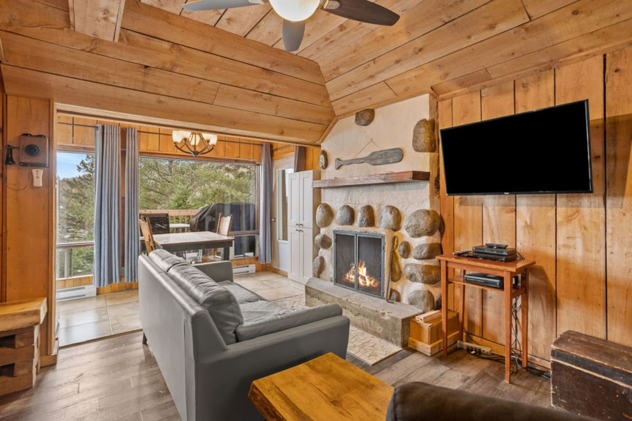 le-p'tit-bonheur-sand-beach-kayak-and-yoga/