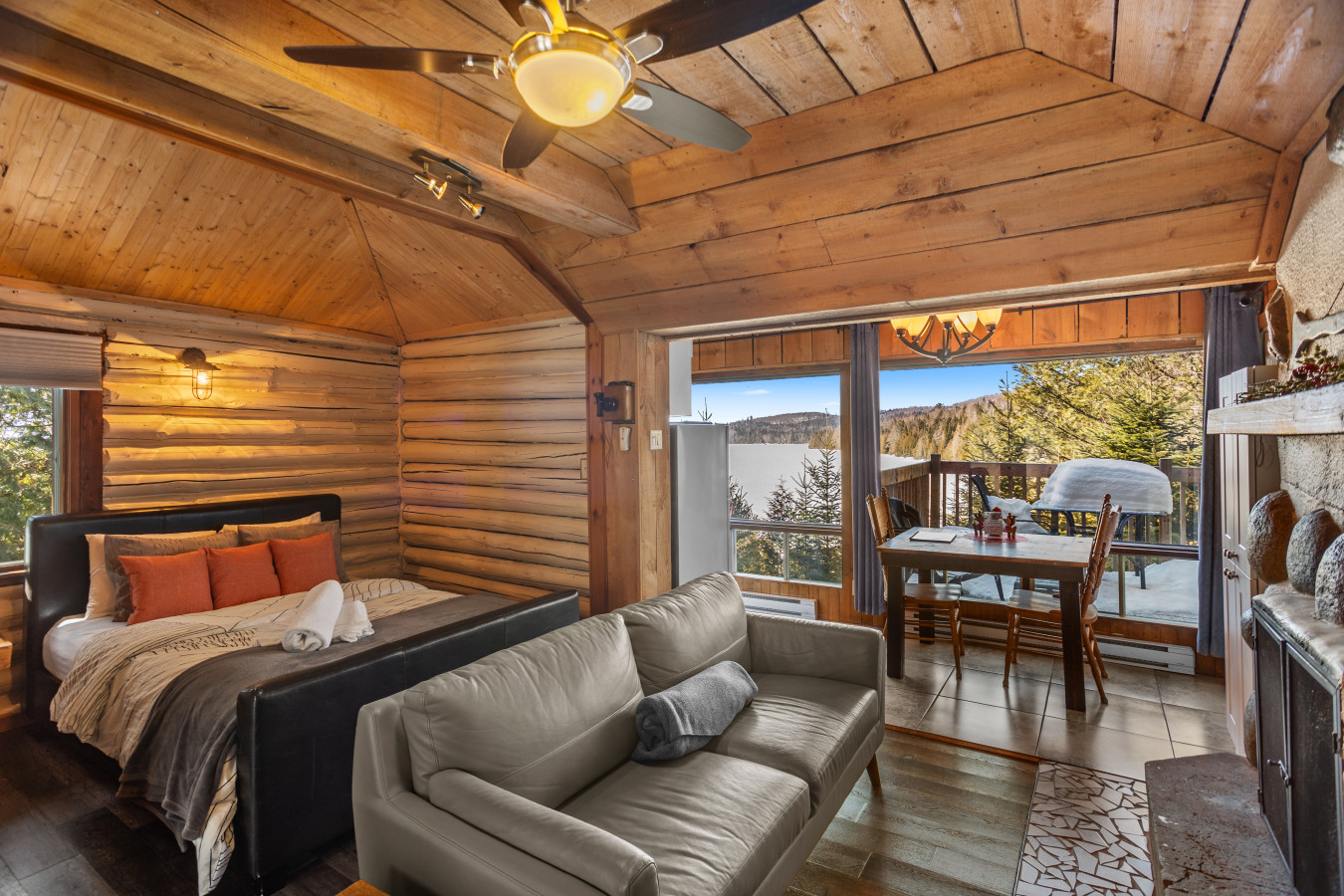 le-p'tit-bonheur-sand-beach-kayak-and-yoga/