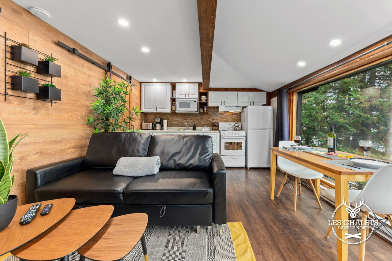 le1613-waterfront-les-chalets-dans-le-nord/