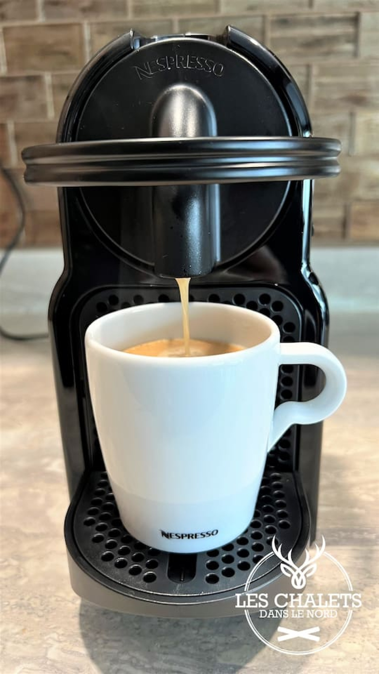 le1613-waterfront-les-chalets-dans-le-nord/