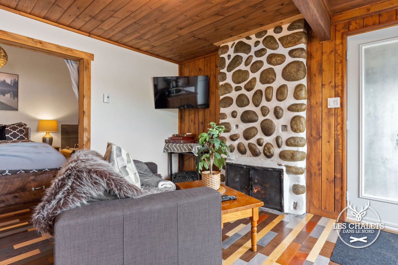 Le1617 - Private dock & Lake - Les chalets dans le nord