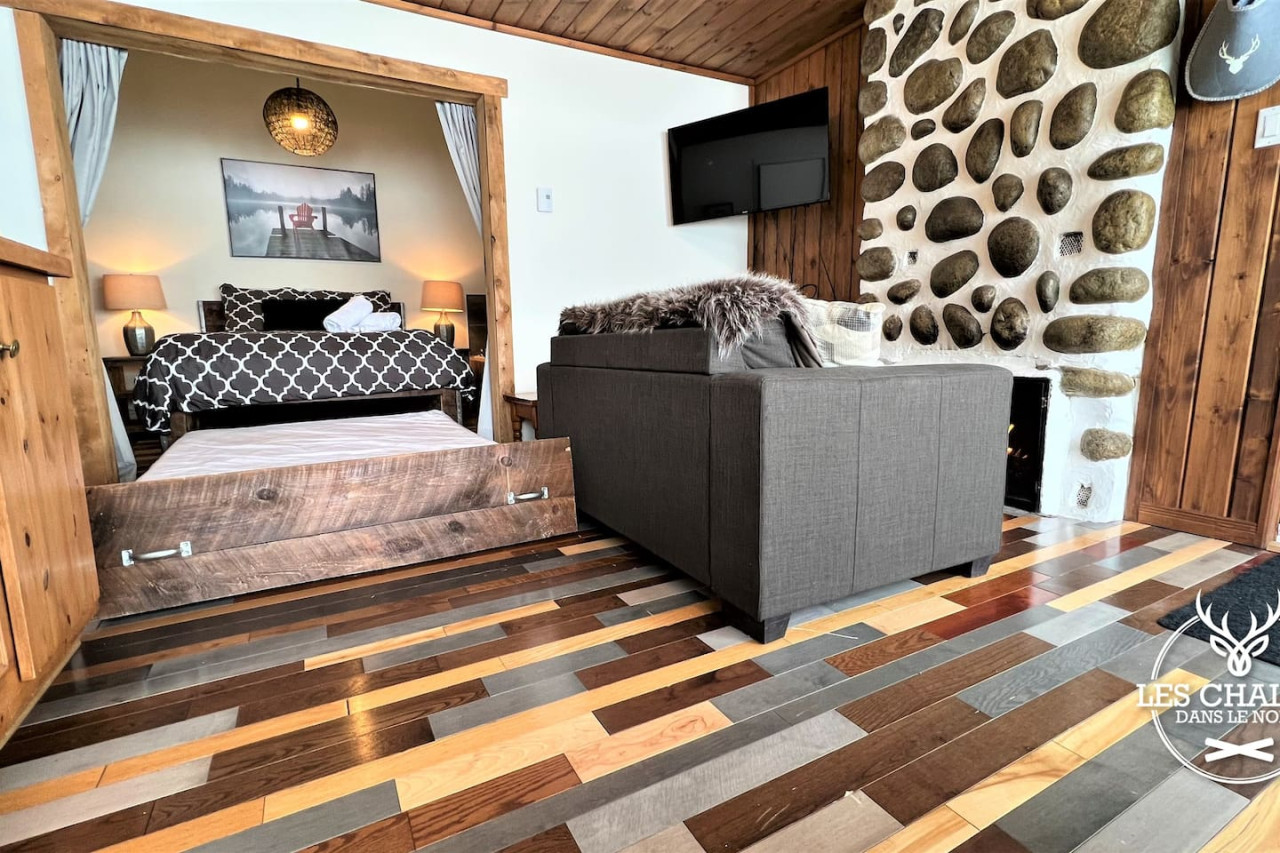 Le1617 - Private dock & Lake - Les chalets dans le nord