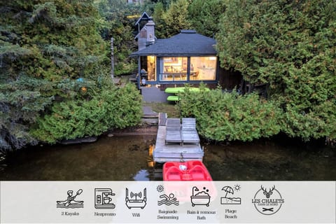 Intimate Lakefront Chalet in the Laurentians — Lac Sarrazin, Sainte-Lucie-des-Laurentides