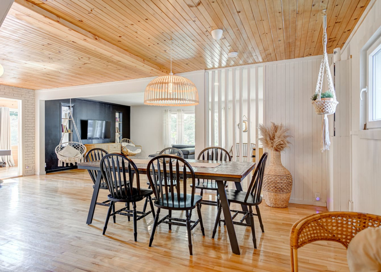 la-casa-del-plage-private-spa-and-hamak/