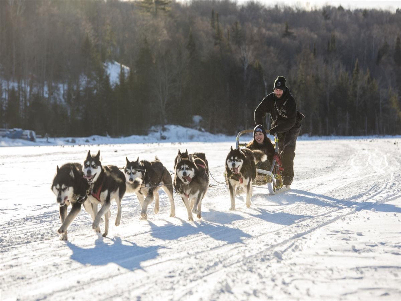"the-sweet-escape"-chalet-douce-evasion-st-adolphe/