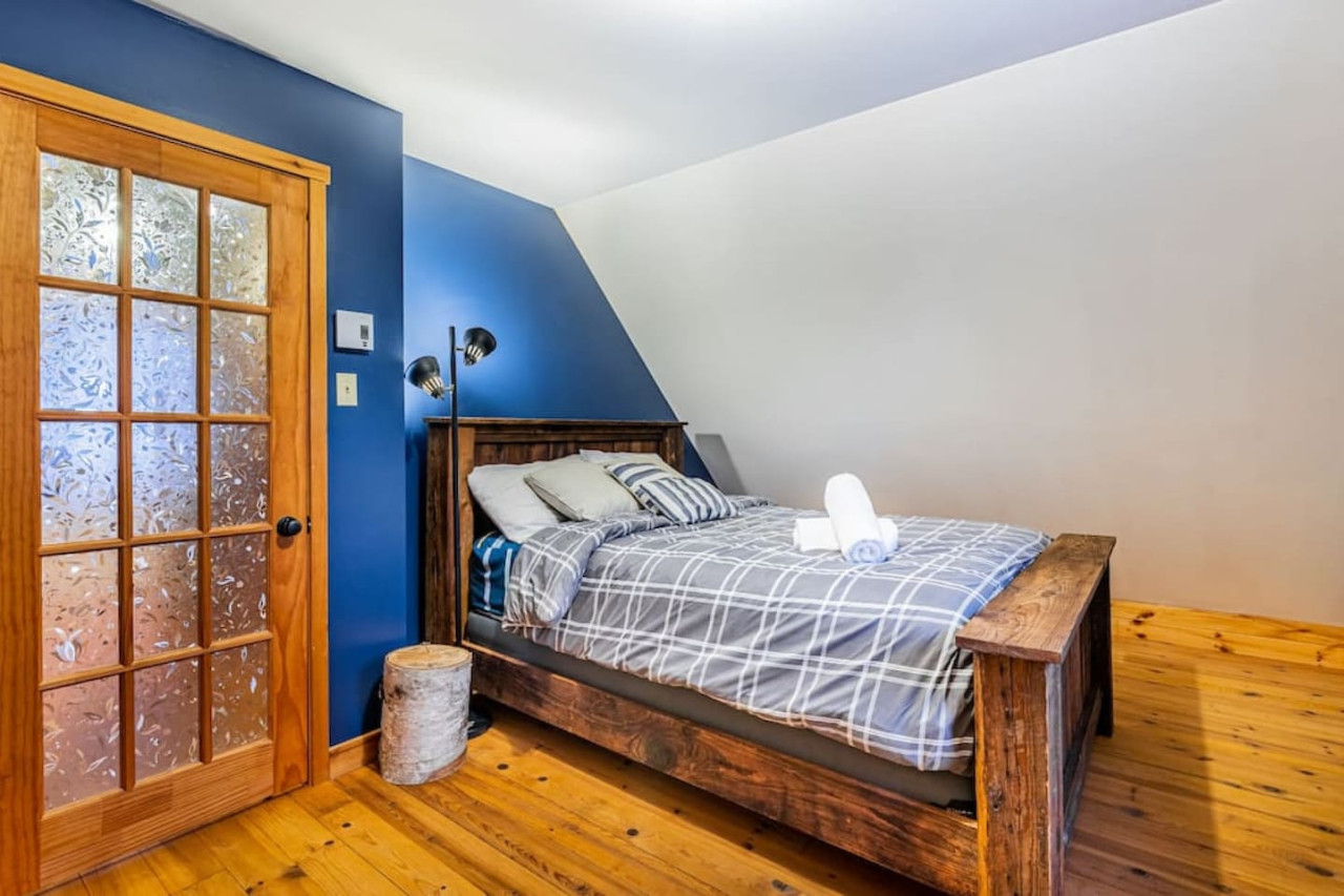 the-rustic-nature-retreat-with-private-spa/