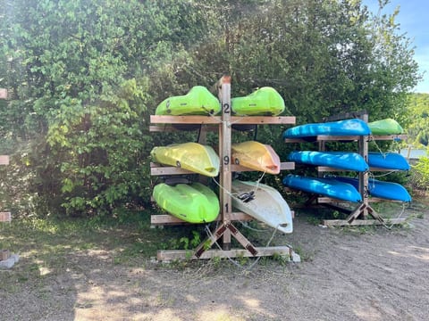 Chalet Mon Repos - Lac Sarrazin with watercrafts