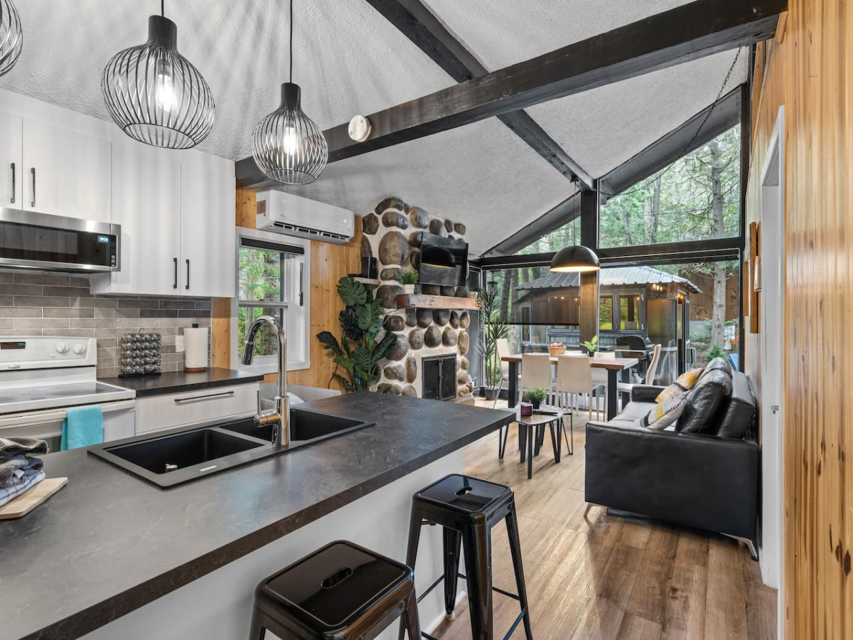 le1603-le-petit-caribou-spa-and-beach/