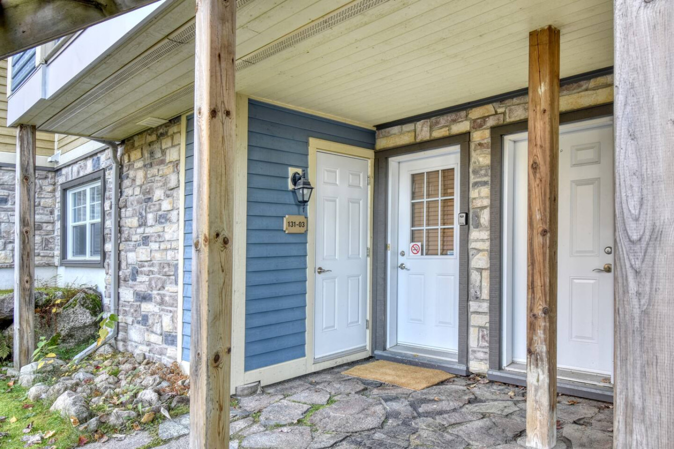 the-panoramic-direct-lake-beach-and-bike-access/