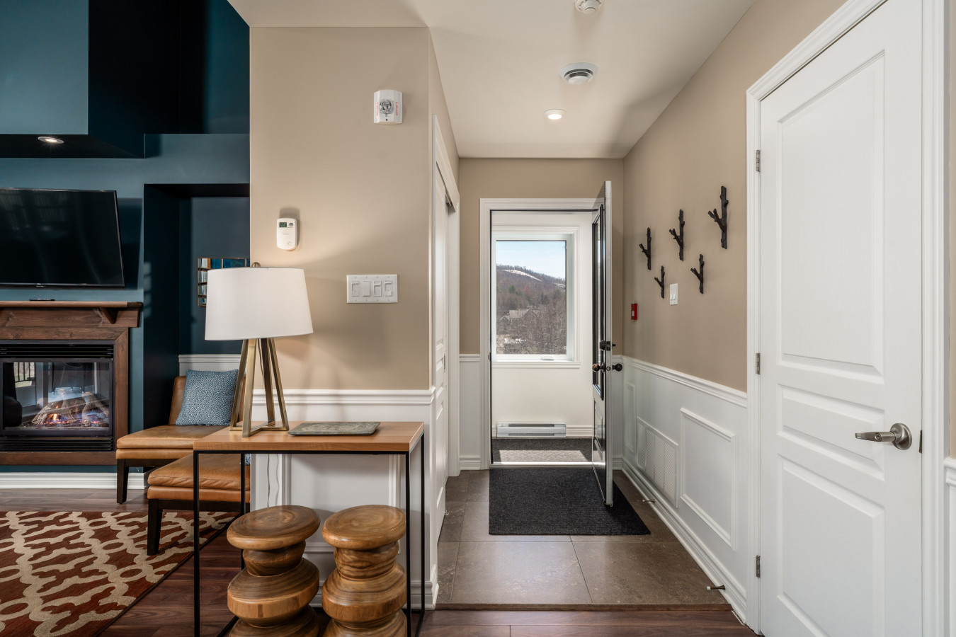 spacious-3-bedroom-condo-ski-inski-out-st-sauveur/