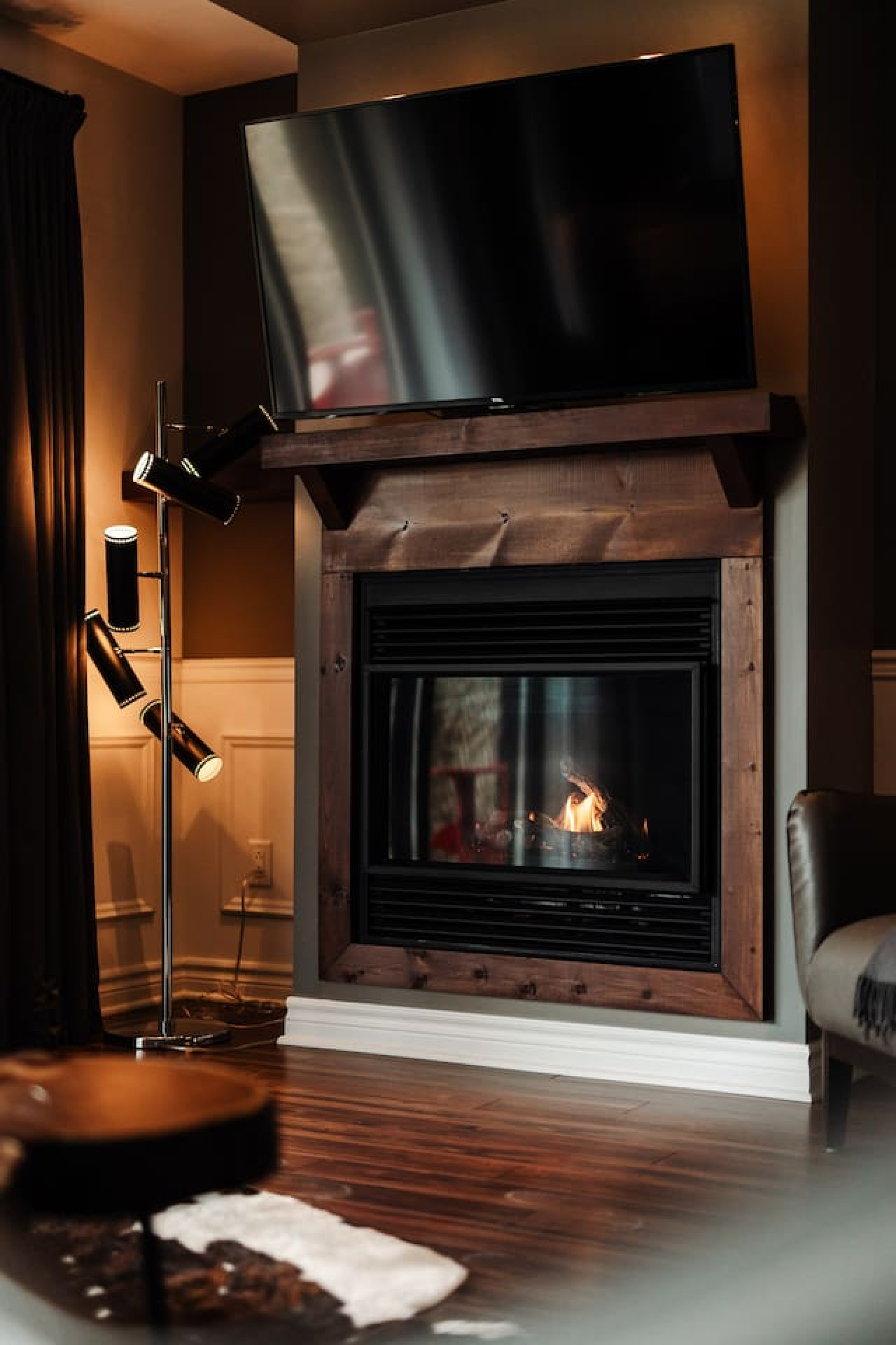 2-bedrooms-suite-with-direct-ski-access/