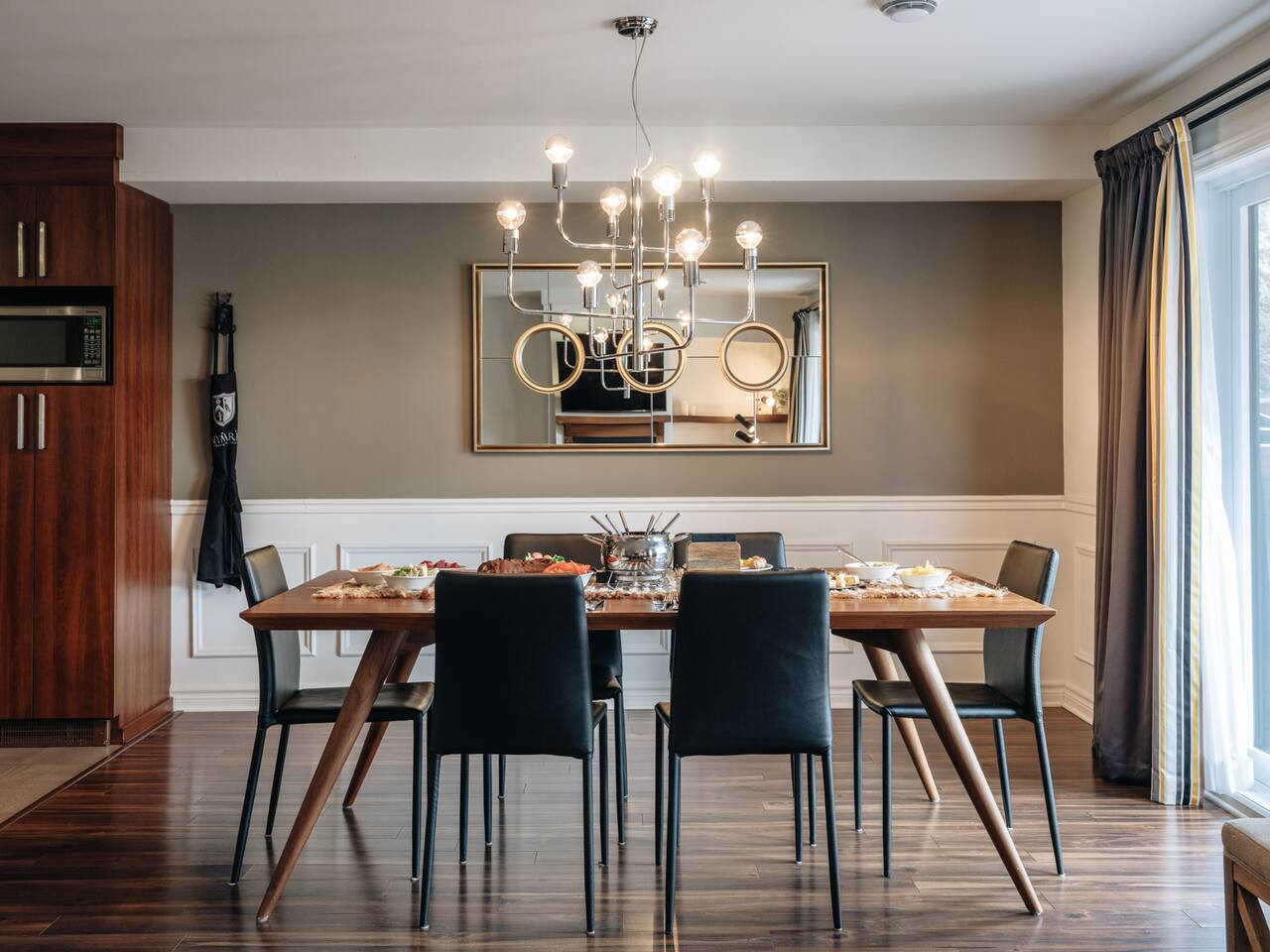 chic-condo-at-the-foot-of-the-st-sauveur-slopes/