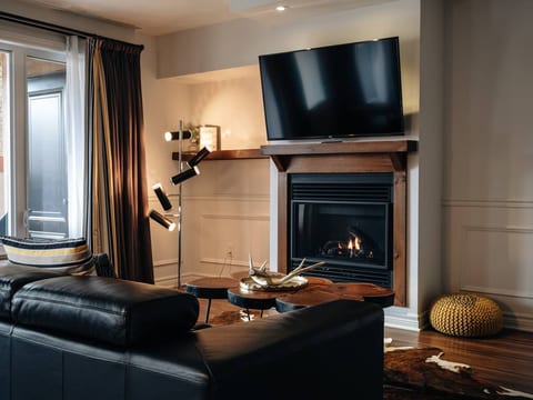 Chic Condo at the Foot of the St-Sauveur Slopes