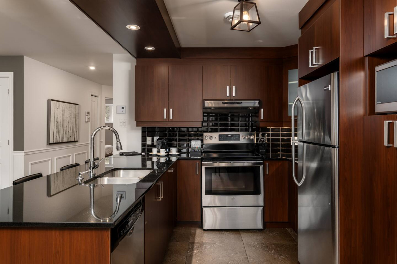 luxury-ski-inski-out-condo-in-saint-sauveur/